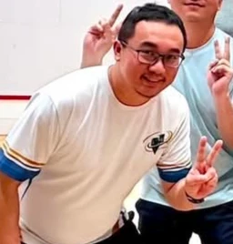 林丞蔚